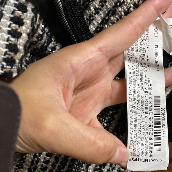 Zara woman size medium blazer, tweed jacket - Picture 5 of 5